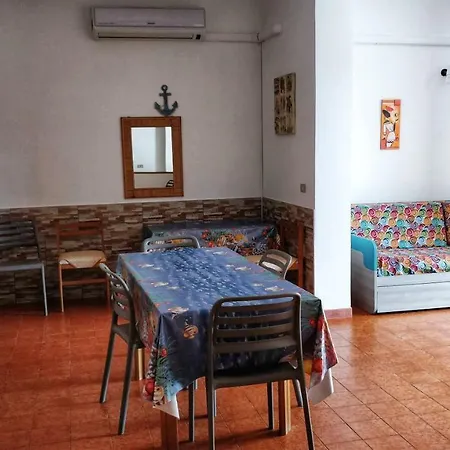 Feriehus Casa Felice Sul Mare *